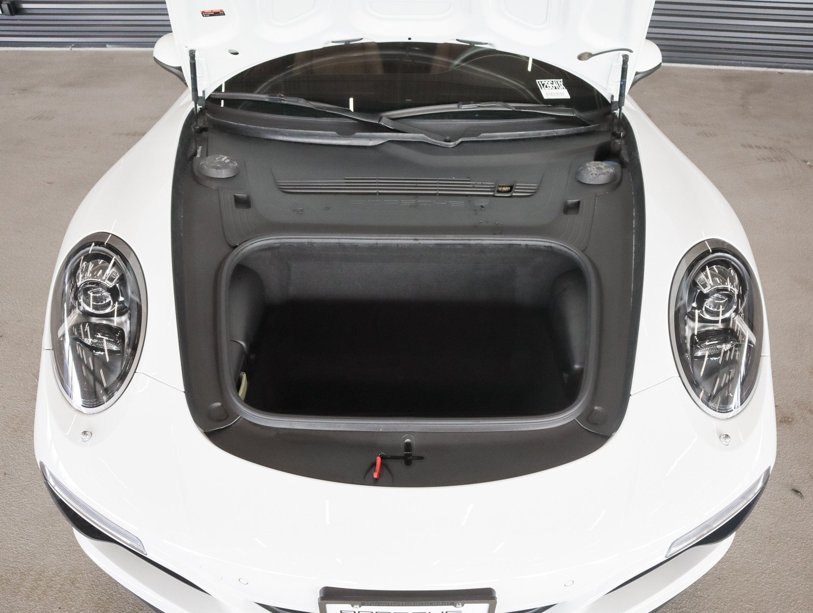 Certified 2017 Porsche 911 Carrera RWD image 31