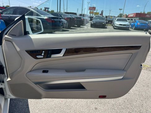 Used 2016 Mercedes-Benz E 400 Coupe image 16