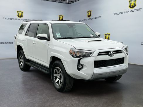 Used 2024 Toyota 4Runner TRD Off-Road Premium image 7