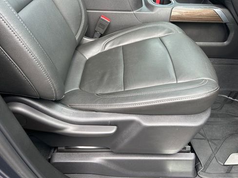 Used 2019 Chevrolet Silverado 1500 LT Trail Boss AWD/4WD image 51
