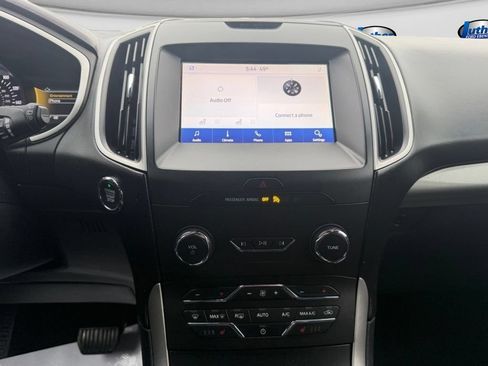 Used 2020 Ford Edge SEL AWD/4WD image 26