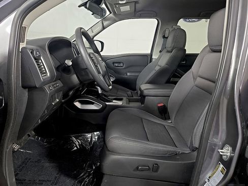 Used 2023 Nissan Frontier SV AWD/4WD image 14