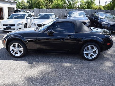 Used 2006 MAZDA MX-5 Miata Touring RWD image 3
