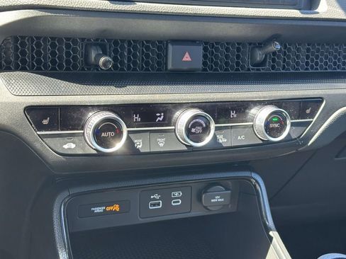 Certified 2023 Honda CR-V EX image 28