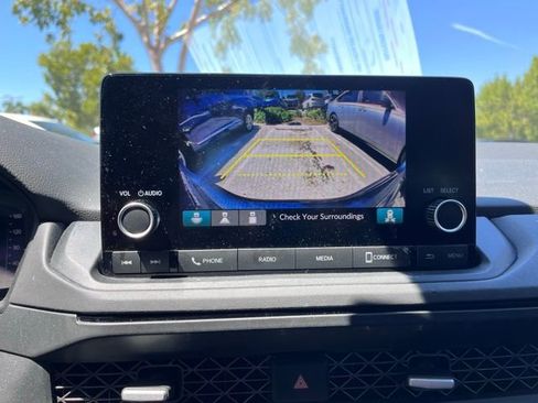 Used 2024 Honda Accord EX image 8