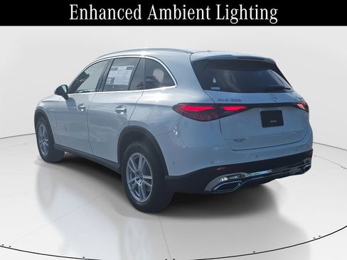 Certified 2025 Mercedes-Benz GLC 300 4MATIC image 8
