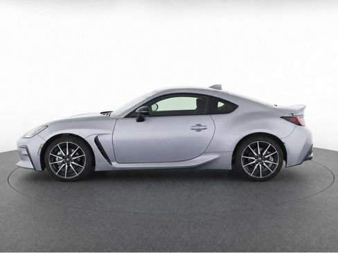 Used 2022 Toyota GR86 w/ ALL Weather Mat Package (TMS) RWD image 3