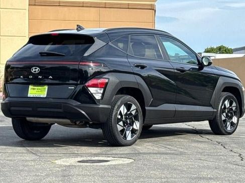 Used 2024 Hyundai Kona SEL AWD/4WD image 9