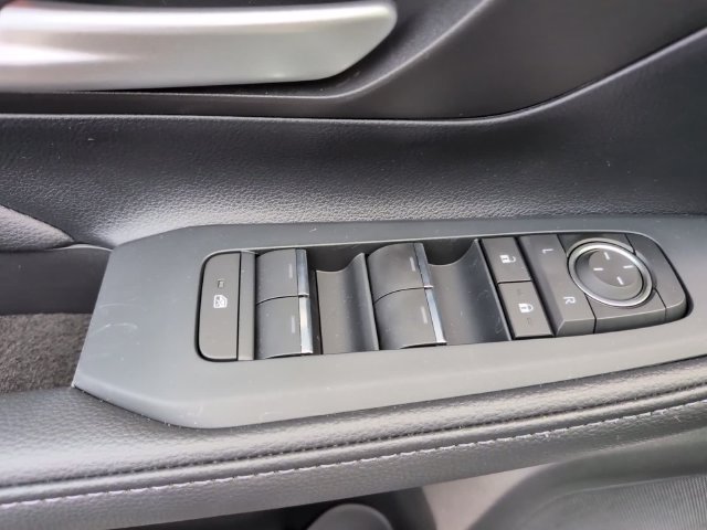 Used 2026 Toyota Grand Highlander XLE FWD image 12
