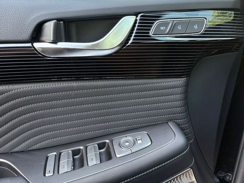 New 2025 Hyundai Palisade Calligraphy image 12