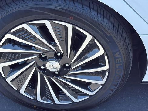 Used 2021 Hyundai Sonata SEL FWD image 11
