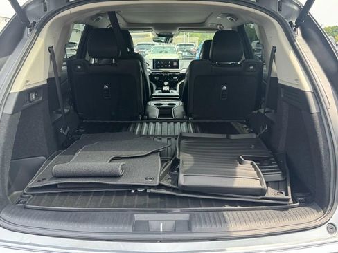 Certified 2026 Acura MDX SH-AWD w/ Technology Package image 6