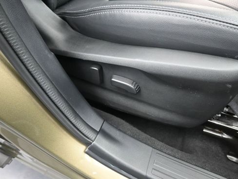 Used 2023 Subaru Forester Touring w/ Popular Package #2 image 19