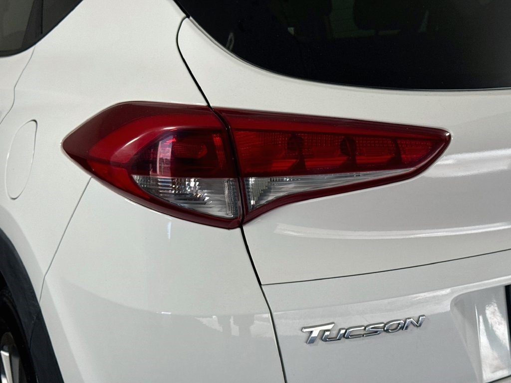 Used 2017 Hyundai Tucson SE w/ SE Popular Package 02 FWD image 34