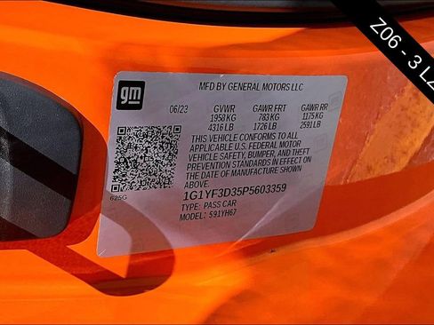 Used 2023 Chevrolet Corvette Z06 RWD image 17