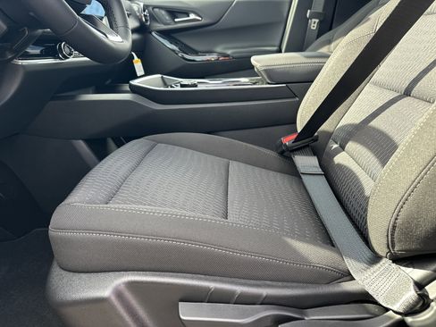 New 2026 Chevrolet Equinox LT image 11