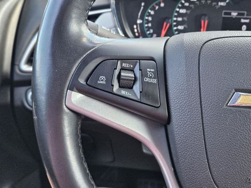 Used 2019 Chevrolet Trax LT w/ Driver Confidence Package FWD image 9