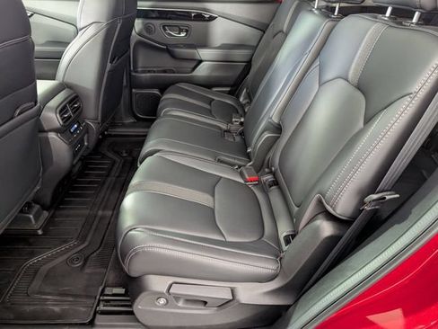Used 2025 Honda Pilot Touring image 28
