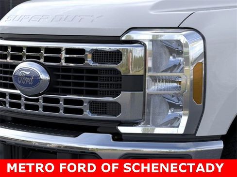 New 2025 Ford F350 XLT w/ XLT Value Package image 17