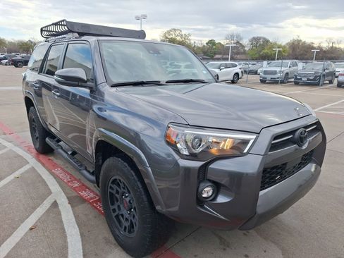 Used 2023 Toyota 4Runner SR5 Premium w/ Moonroof Package image 8