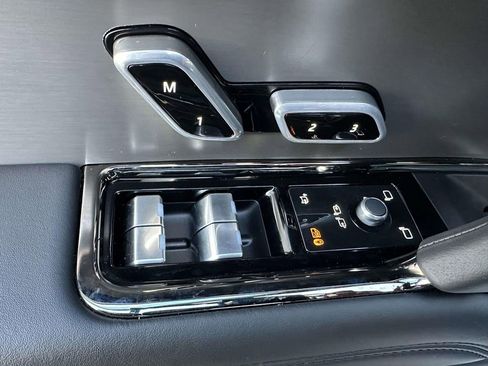 Used 2023 Land Rover Range Rover Sport SE Dynamic image 18