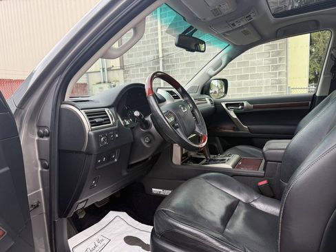 Used 2010 Lexus GX 460 Premium AWD/4WD image 14