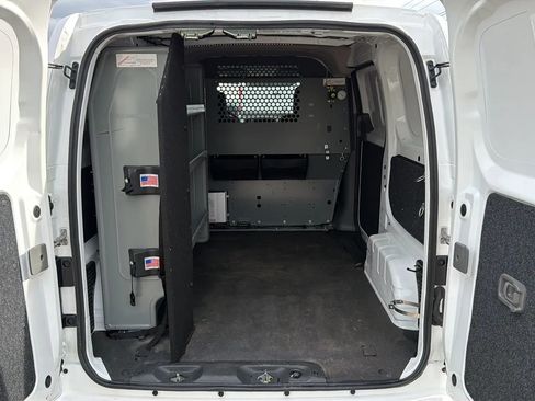 Used 2017 Nissan NV200 SV w/ Technology Package image 15