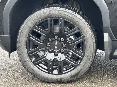 New 2026 GMC Sierra EV Elevation w/ LPO, Elevation Dark Package image 30