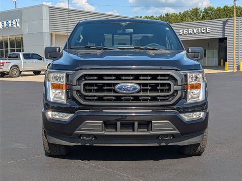 Used 2021 Ford F150 XLT w/ Equipment Group 301A Mid AWD/4WD image 9