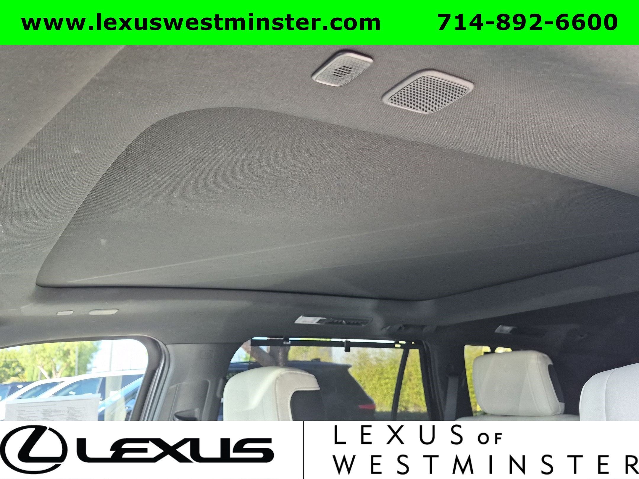 Used 2023 Toyota Sequoia Capstone AWD/4WD image 19