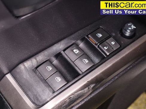 Used 2021 Toyota Tacoma SR5 RWD image 23