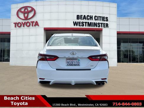 Certified 2023 Toyota Camry SE FWD image 10