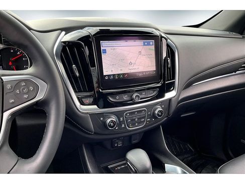 Used 2023 Chevrolet Traverse Premier w/ Redline Edition image 9
