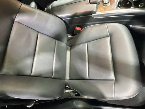 Used 2015 Mercedes-Benz E 350 4MATIC Sedan image 20