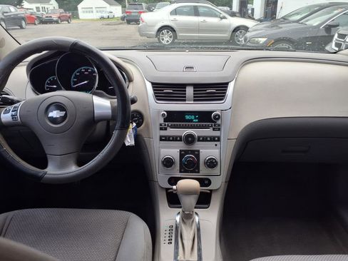 Used 2009 Chevrolet Malibu LS image 7