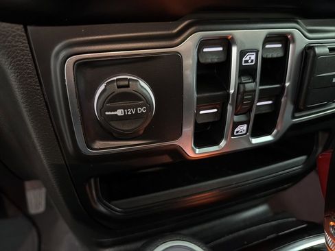 Used 2023 Jeep Gladiator Sport image 35