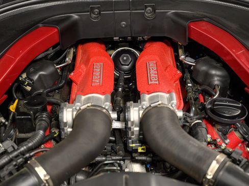 Certified 2022 Ferrari Roma RWD image 44