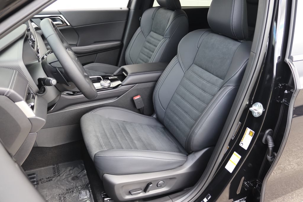 New 2026 Mitsubishi Outlander SE AWD/4WD image 10