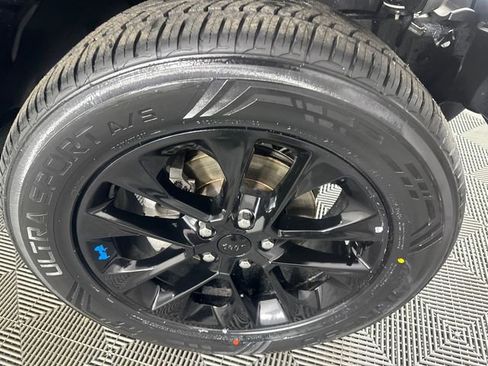 Certified 2023 Jeep Wrangler Unlimited Sahara image 12