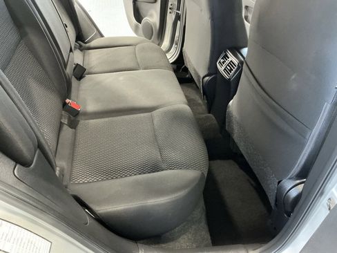 Used 2021 Nissan Rogue Sport S image 21