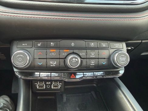 Certified 2023 Dodge Durango R/T RWD image 24
