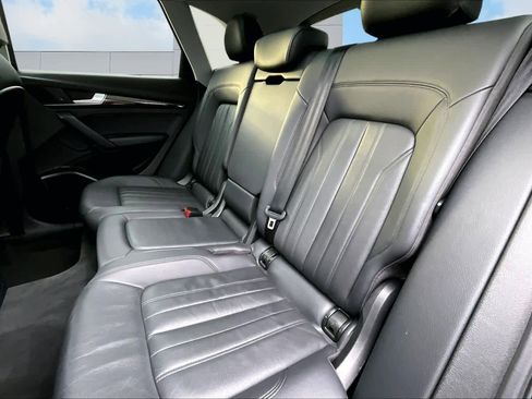 Used 2018 Audi Q5 2.0T Premium Plus w/ Premium Plus Package image 13