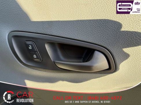 Used 2019 Ford Transit 150 XL image 39