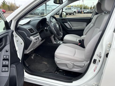 Used 2016 Subaru Forester 2.5i w/ Popular Package #2 AWD/4WD image 9