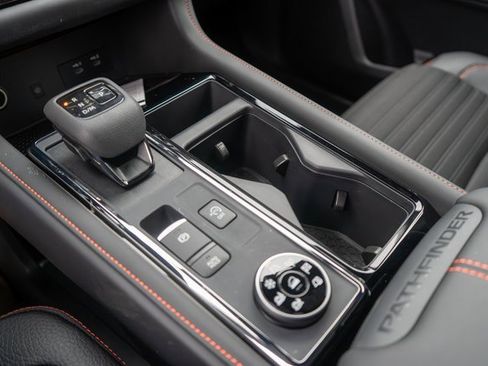 New 2026 Nissan Pathfinder SV image 22