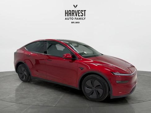 Used 2026 Tesla Model Y Long Range AWD/4WD image 9