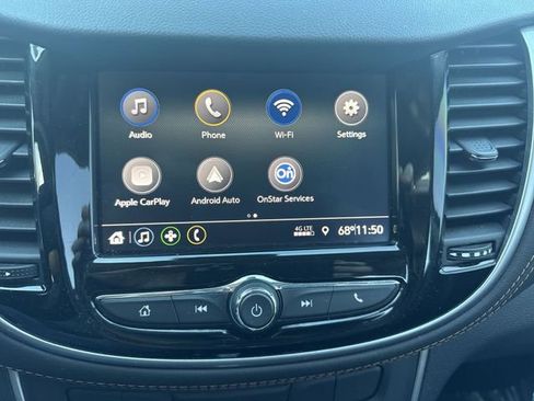 Certified 2022 Chevrolet Trax LT w/ LT Convenience Package image 14