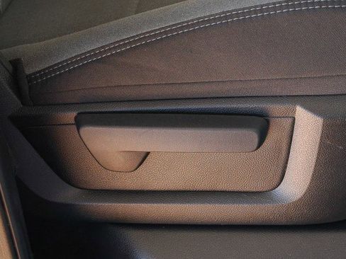 Used 2023 RAM 2500 Big Horn w/ Level 1 Equipment Group image 32