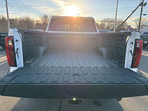 New 2026 GMC Sierra 2500 Denali w/ Denali Reserve Package image 11
