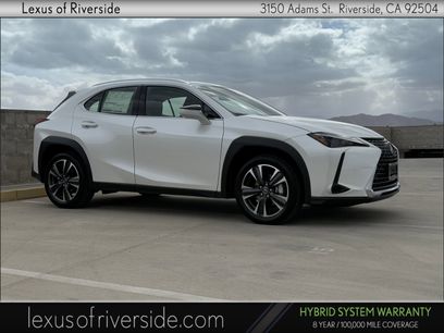 New 2025 Lexus UX 300h FWD